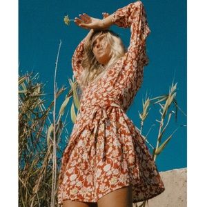 NWT Billabong Spring Romance Mini Wrap Dress